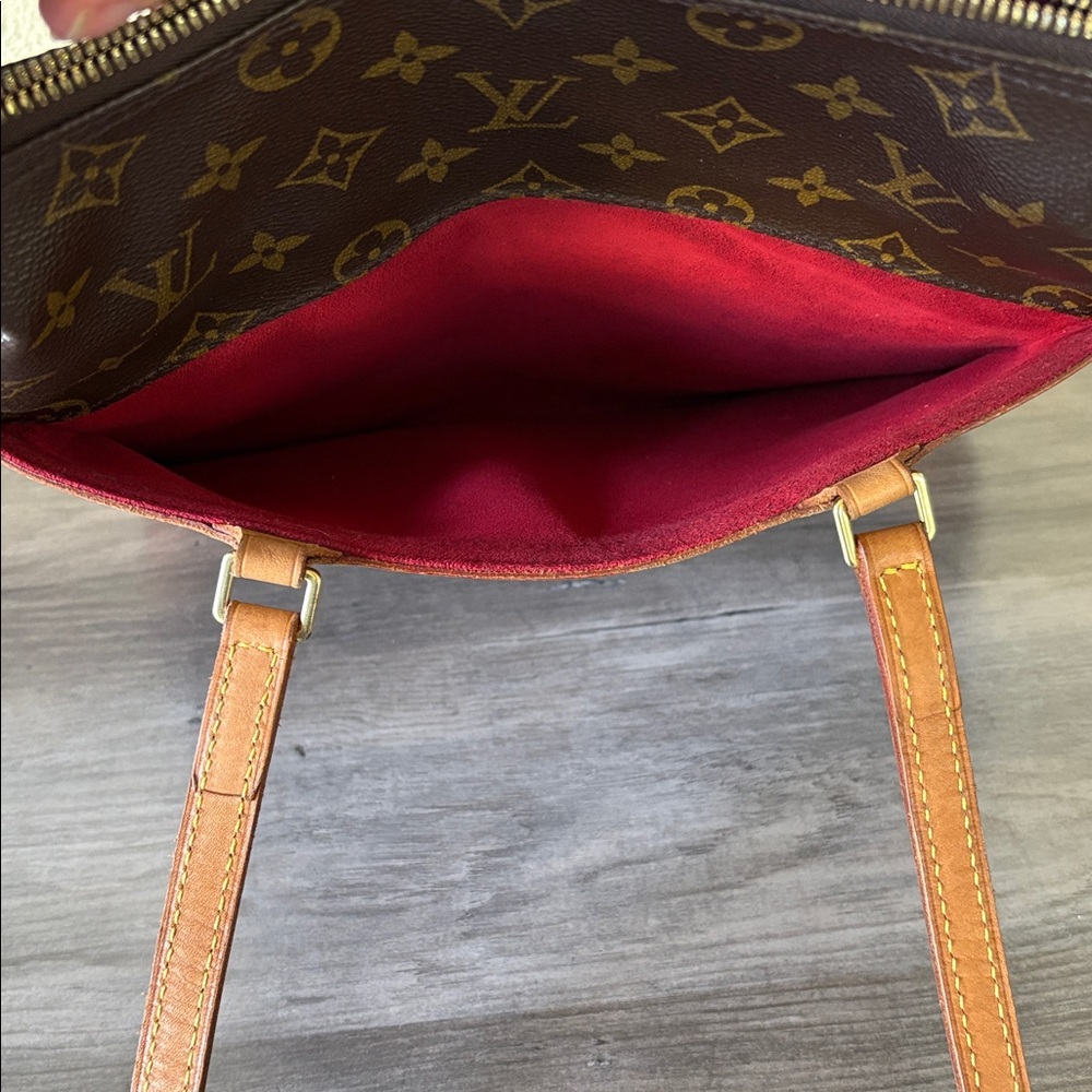 Louis Vuitton Authentic Vintage Coussin Bag Monogram Canvas GM - Picture 12 of 16